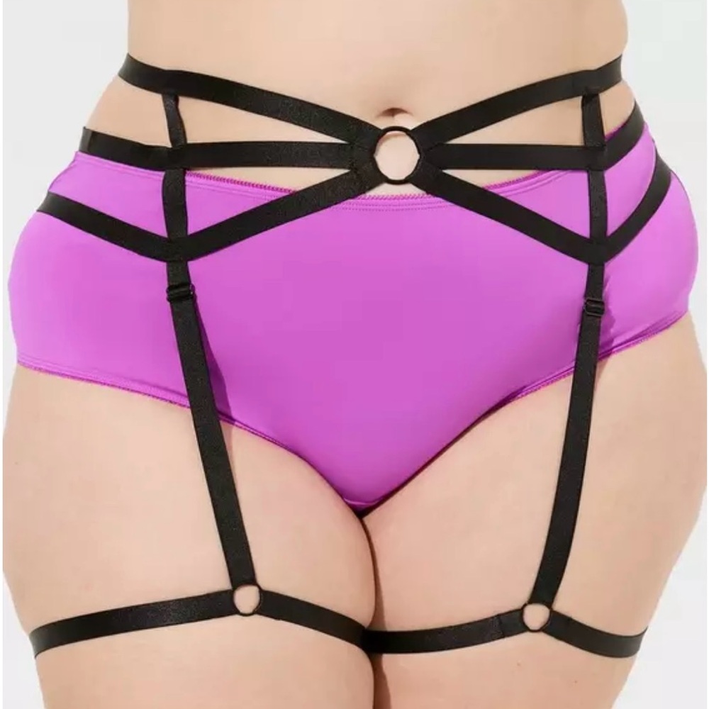NWT Torrid Black Strappy Leg Garter Belt Size 1/2